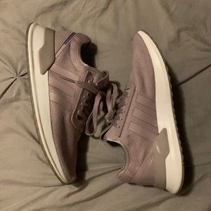 Womens lavender adidas running shoes